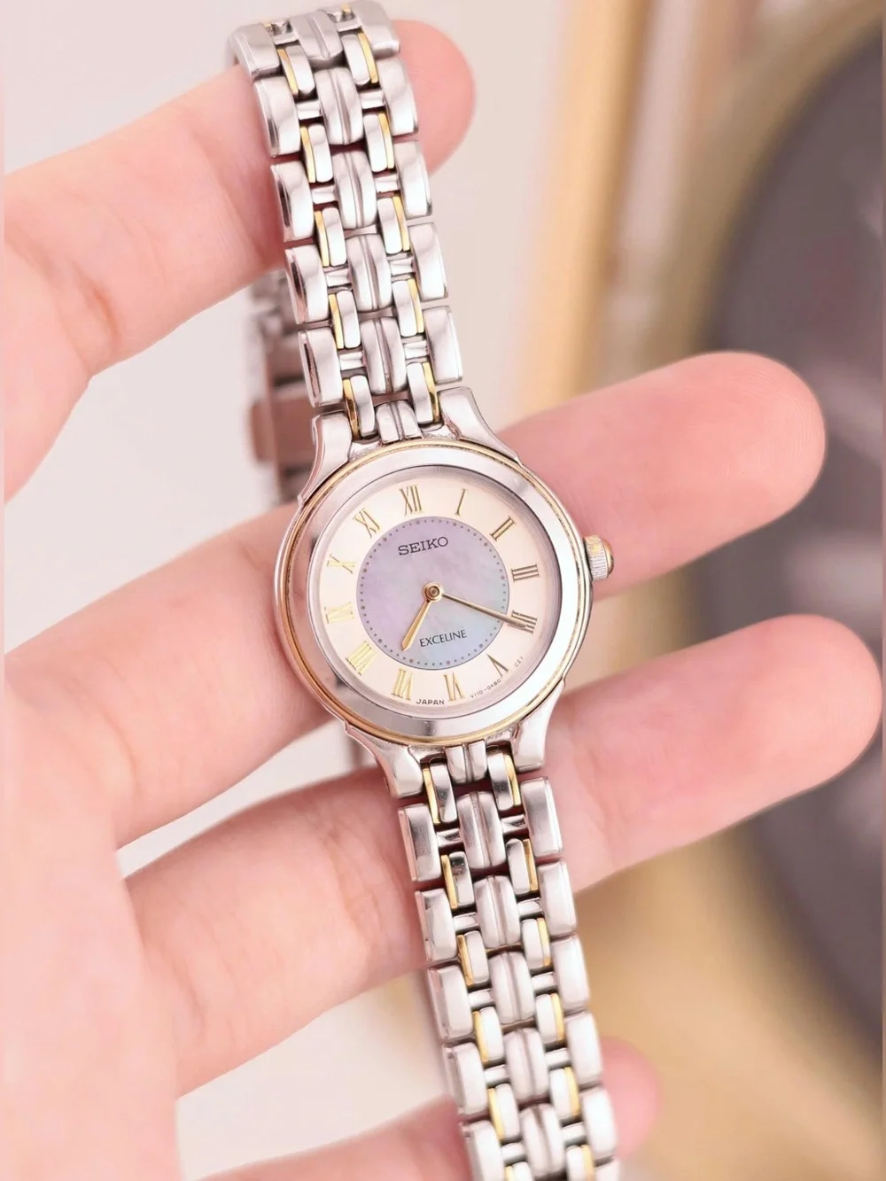 Y2K 2005 Seiko Exceline V110-0AA0 Women’s Watch